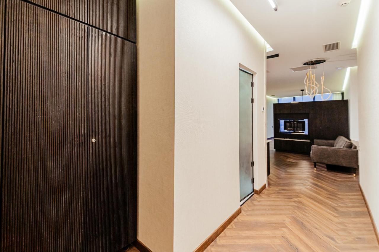 Meta Business Hotel By King David Tbilisi Exteriör bild